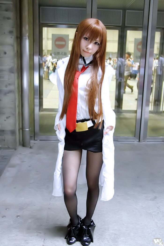 Makise_kurisu-Hayase_ami-11.jpg