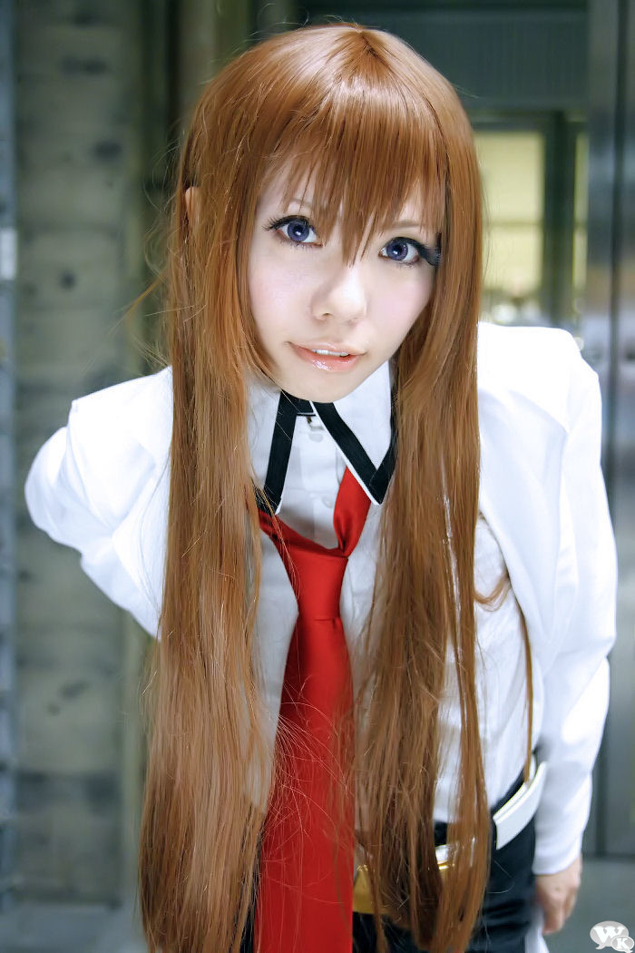 Makise_kurisu-Hayase_ami-14.jpg