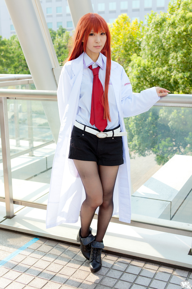Makise_kurisu-Hayase_ami-24.jpg