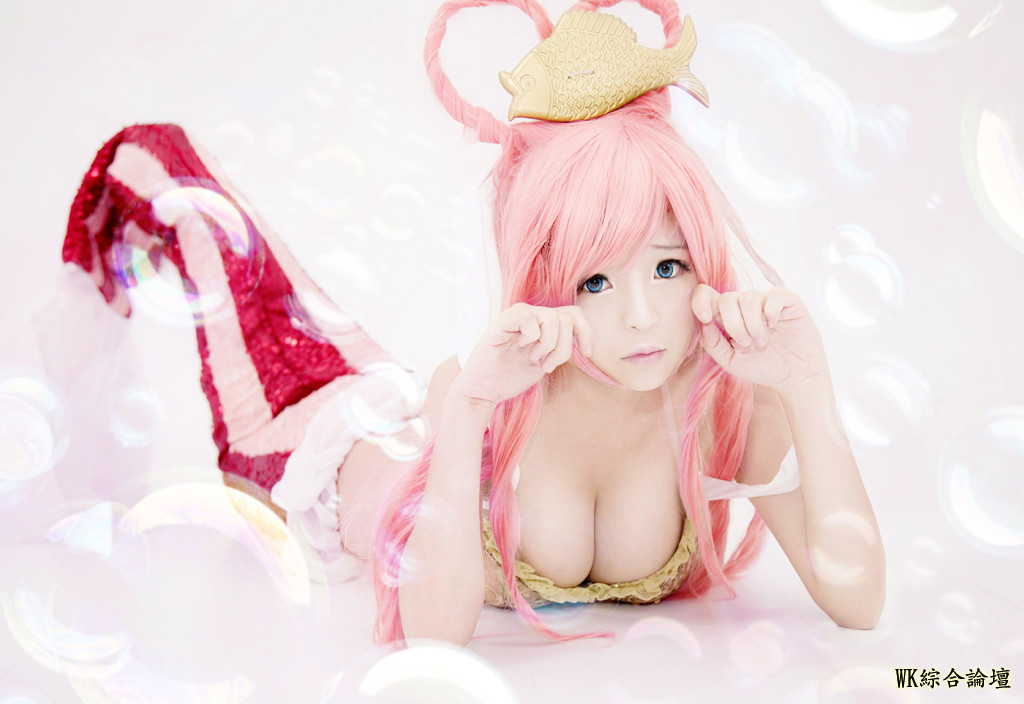 Princess-Shirahoshi-cosplay-1024x704.jpg