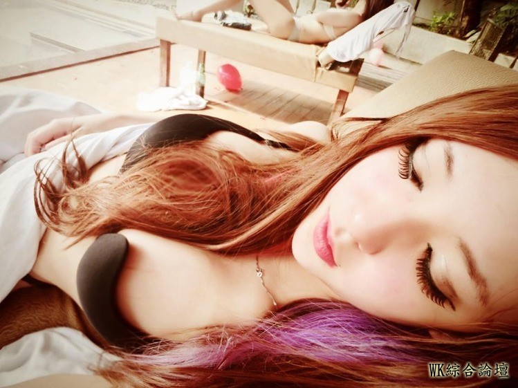 0D111716359.jpg