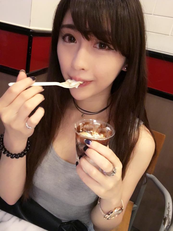 700ece29fb81c35a7d6cb47aa861169f.jpg
