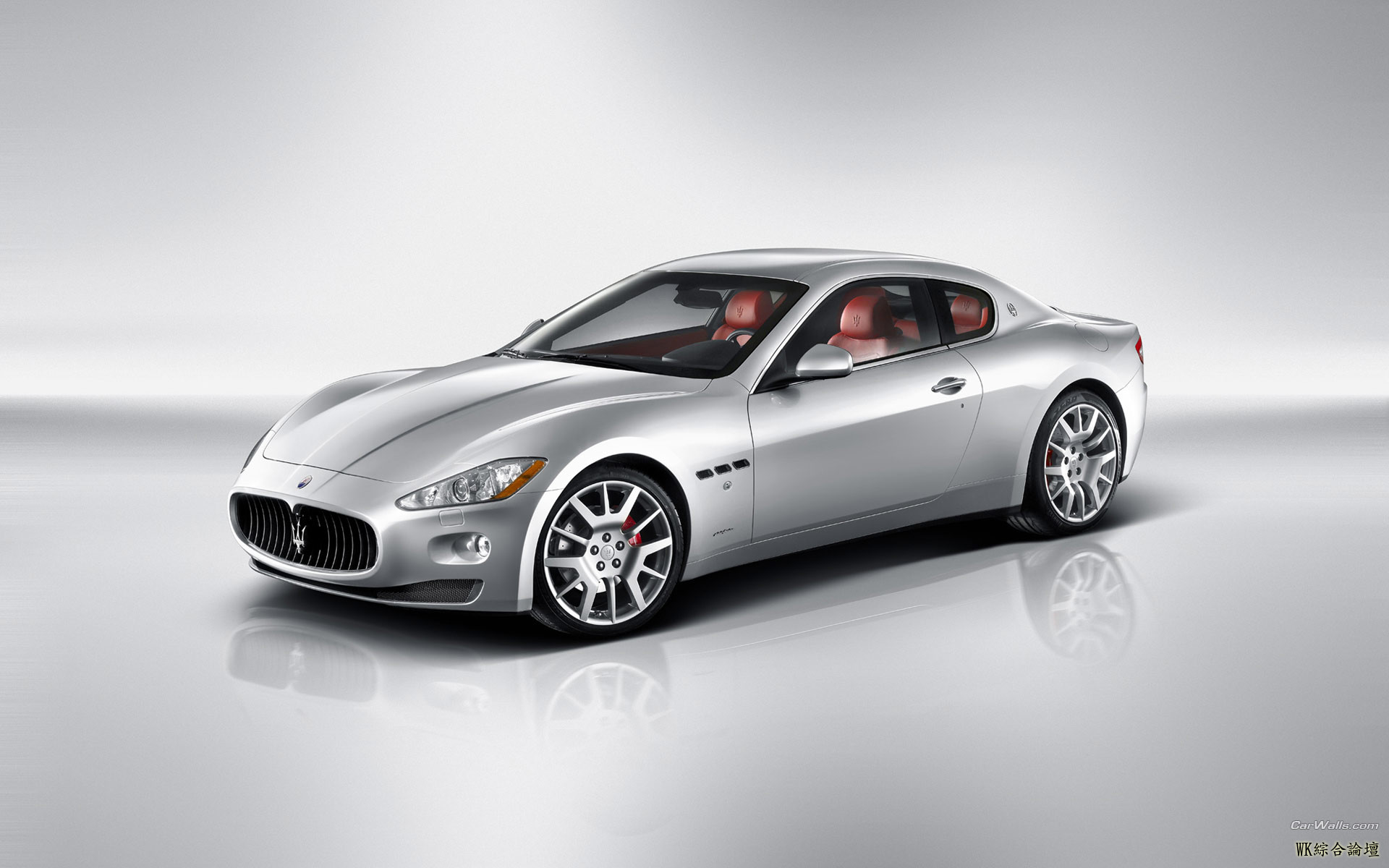 Maserati_GranTurismo_71_1920x1200.jpg