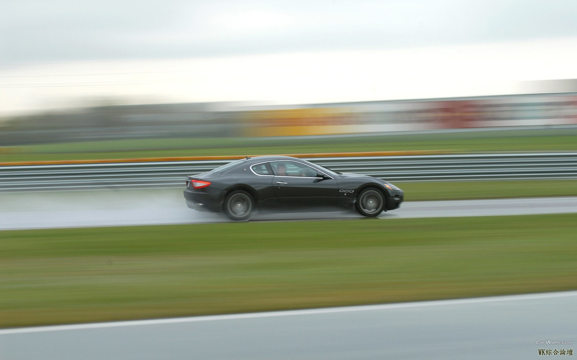 Maserati_GranTurismo_86_1920x1200.jpg