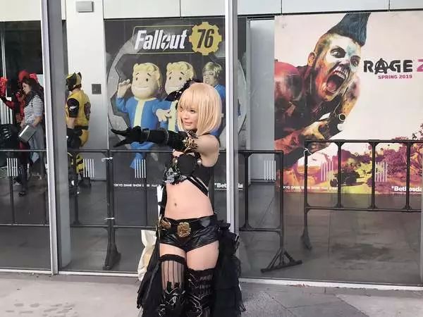 2018东京电玩展上不可错过的Cosplay美女!-27.jpg