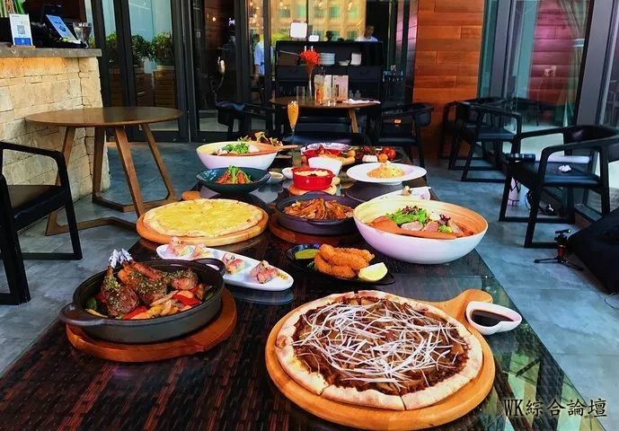 看书、拍照、美食、民宿……原来书店还可以有这么多打开方式?-37.jpg