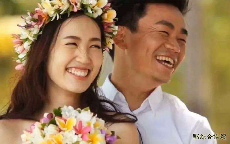陈思诚第一时间豪掷300万援助王宝强打官司，八个字显露兄弟情！-1.png