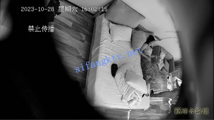 174354q00djtsp6cbwgdbs.jpg