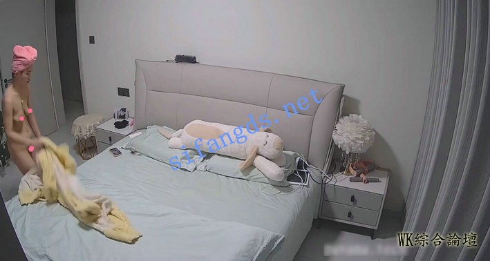 130210jag9aj2d2hyy2jpv.jpg